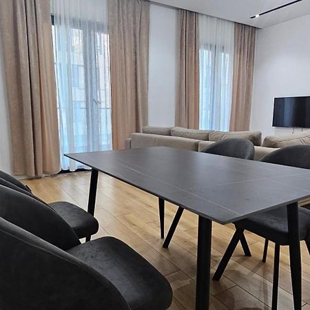Апартаменты Free Parking Tirana Modern Escape Экстерьер фото